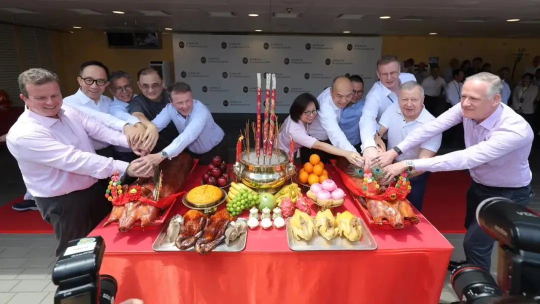 姚本辉遨游,气泡大乐透,期号精选,香港赛马会主页,赛程安排,赛果查询,马匹资料,比赛分析